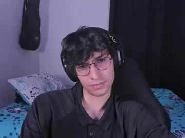 Juhone – webcam model profile photo Image 16