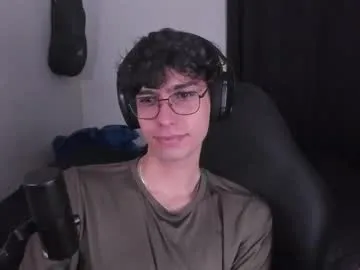 Juhone – webcam model profile photo Image 19