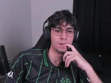 Juhone – webcam model profile photo Image 5