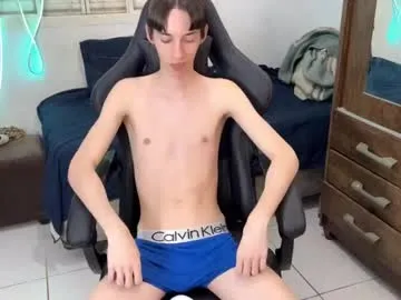 AshleyPusset – webcam model profile photo Image 12