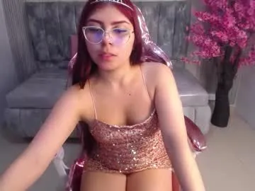 CassieGil – webcam model profile photo Image 3