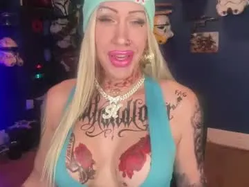 AlannaWeest – webcam model profile photo Image 4