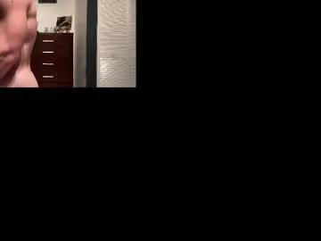 LillyPark – webcam model profile photo Image 8