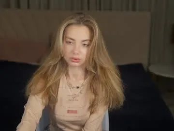 Just_Sophia_ – webcam model profile photo Image 14