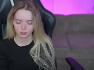 Just_Sophia_ – webcam model profile photo Image 6