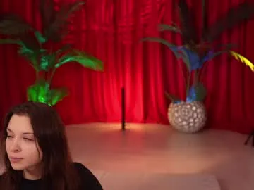 ChloeDevine – webcam model profile photo Image 10