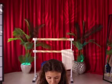 ChloeDevine – webcam model profile photo Image 16