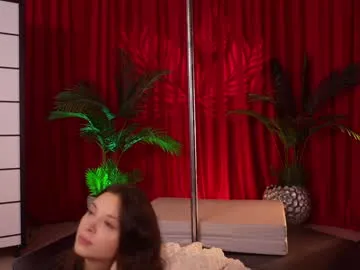 ChloeDevine – webcam model profile photo Image 2