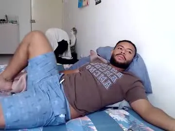 midgettripod1 – webcam model profile photo Image 9