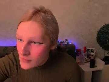 ZoeMurphy – webcam model profile photo Image 13