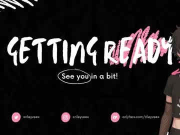 sukebegorilla – webcam model profile photo Image 10