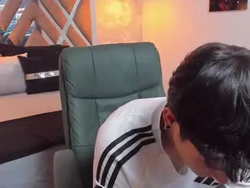 CoryDuucaan – webcam model profile photo Image 16