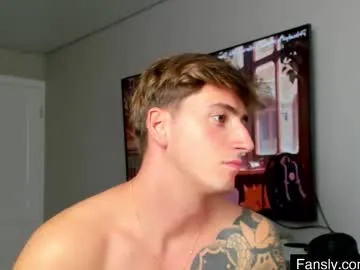 GiaMazzon – webcam model profile photo Image 16