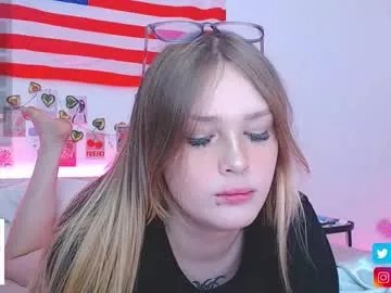 KataGarcia – webcam model profile photo Image 7