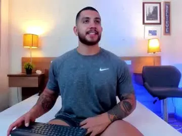 LauraFord – webcam model profile photo Image 19