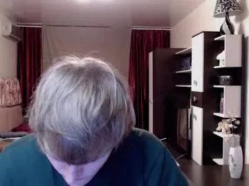 LunaKrismas – webcam model profile photo Image 11