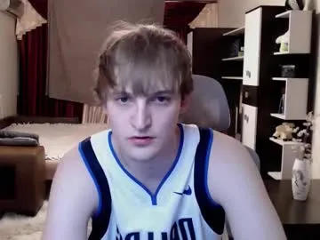 LunaKrismas – webcam model profile photo Image 8