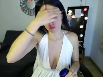 SkyLumen – webcam model profile photo Image 13