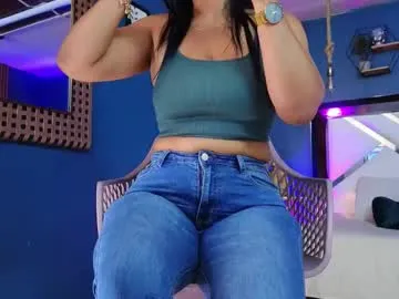 AmyBelmontt – webcam model profile photo Image 12