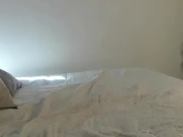 AmyBelmontt – webcam model profile photo Image 2