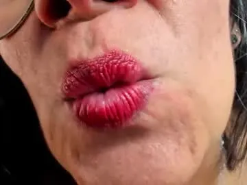 AlanaPierce – webcam model profile photo Image 15