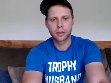 SkyLumen – webcam model profile photo Image 6