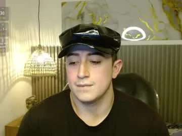 zincky – webcam model profile photo Image 15