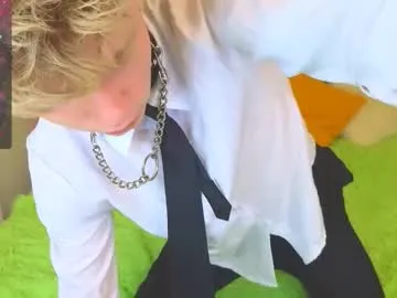 AmyBelmontt – webcam model profile photo Image 9