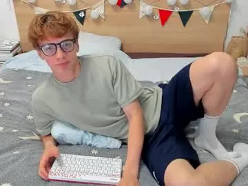 MavisReeve – webcam model profile photo Image 6