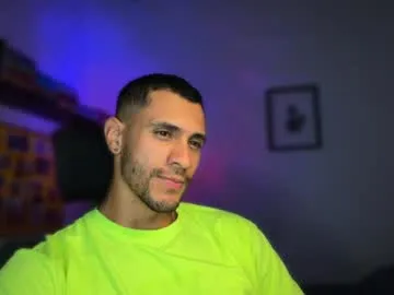 Daphne_Beaumont – webcam model profile photo Image 10