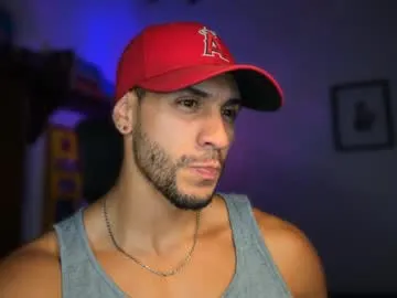 Daphne_Beaumont – webcam model profile photo Image 9