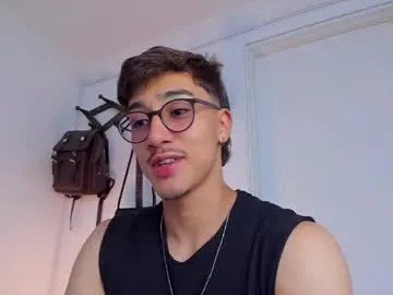 KeyriGonzalez – webcam model profile photo Image 2