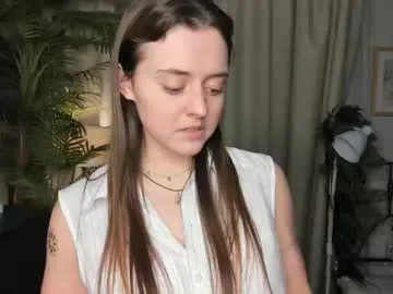 AmyBelmontt – webcam model profile photo Image 5