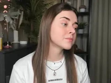 AmyBelmontt – webcam model profile photo Image 7