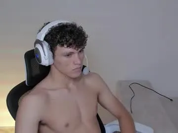 AvaHulww – webcam model profile photo Image 11