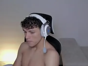 AvaHulww – webcam model profile photo Image 12