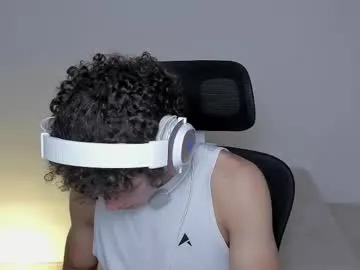 AvaHulww – webcam model profile photo Image 13