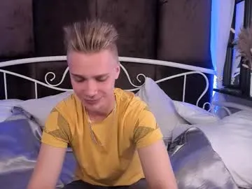 EmilyWeston – webcam model profile photo Image 17