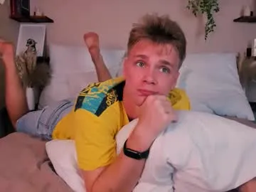 EmilyWeston – webcam model profile photo Image 3