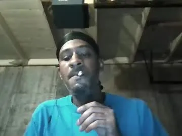 AuryPineda – webcam model profile photo Image 8