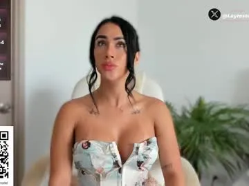 Alikams – webcam model profile photo Image 9