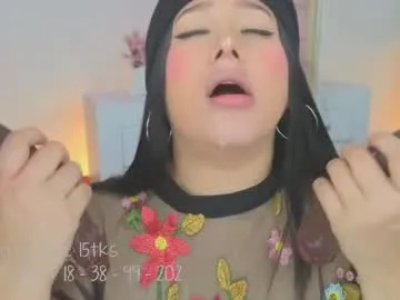 CassieGil – webcam model profile photo Image 18