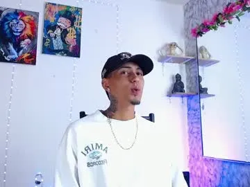 MartinaGucci – webcam model profile photo Image 10