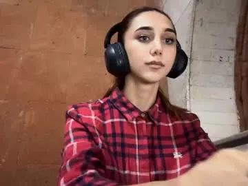 SkyLumen – webcam model profile photo Image 4