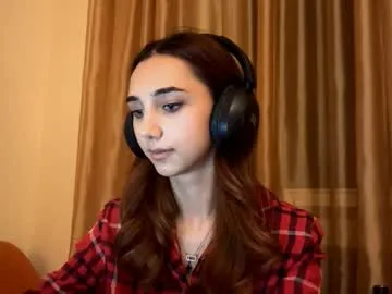 SkyLumen – webcam model profile photo Image 6