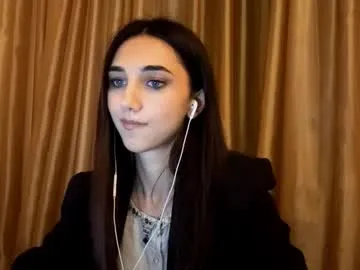 SkyLumen – webcam model profile photo Image 7