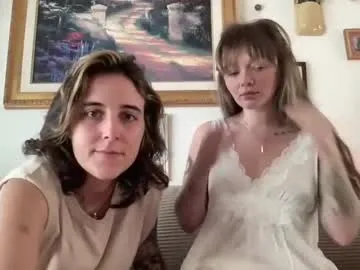 LiaSinclair – webcam model profile photo Image 2