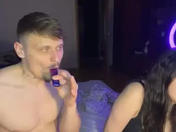 NikkiHollandXXX – webcam model profile photo Image 3