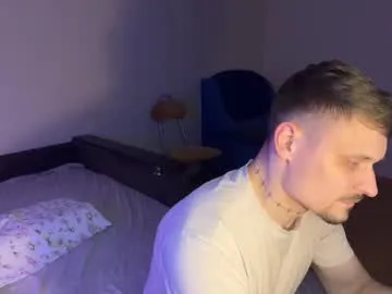 NikkiHollandXXX – webcam model profile photo Image 5