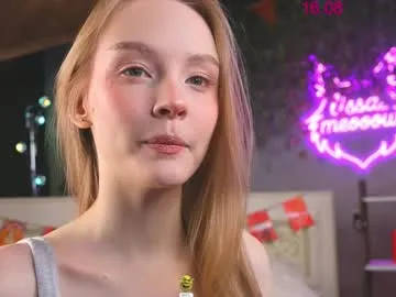 CassieGil – webcam model profile photo Image 10